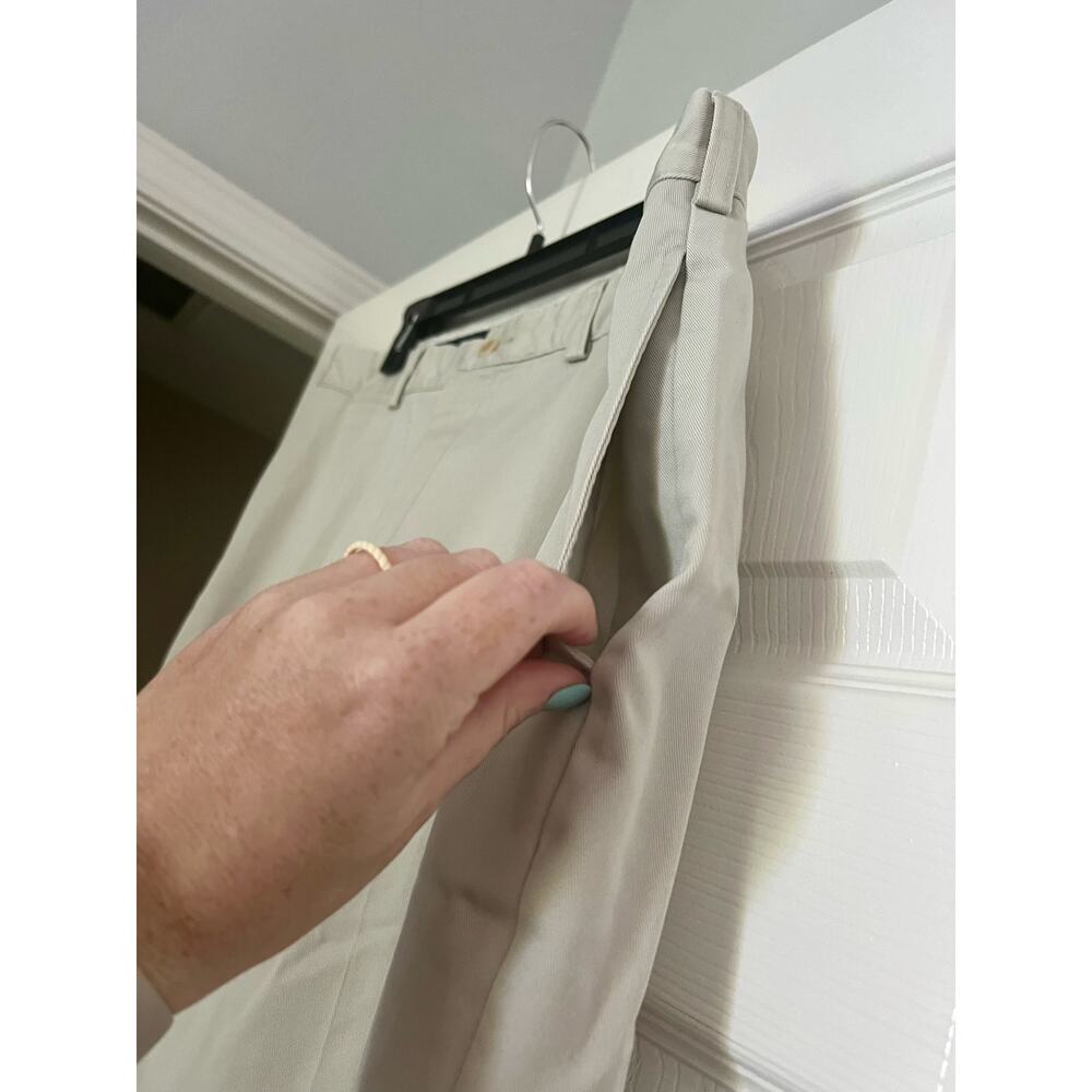 Men's J. Crew Classic Fit Cream Dress Pants with Pockets Size 38x34 - Picture 3 of 9